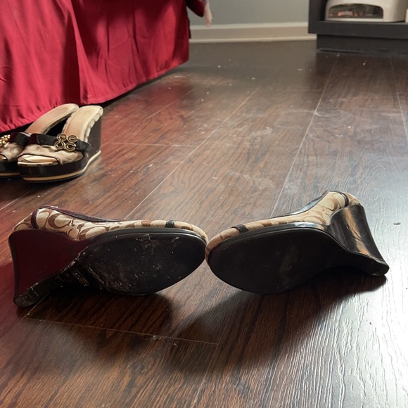 Coach Wedges - Picture 7 of 10